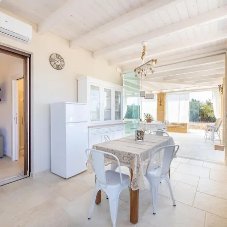 Dimora Ducale Vecchio Salento ヴィラ